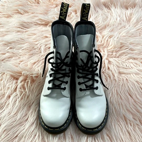 Dr. Martens 1460 W Smooth - Picture 6 of 12